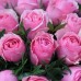 Коробка с розовыми розами